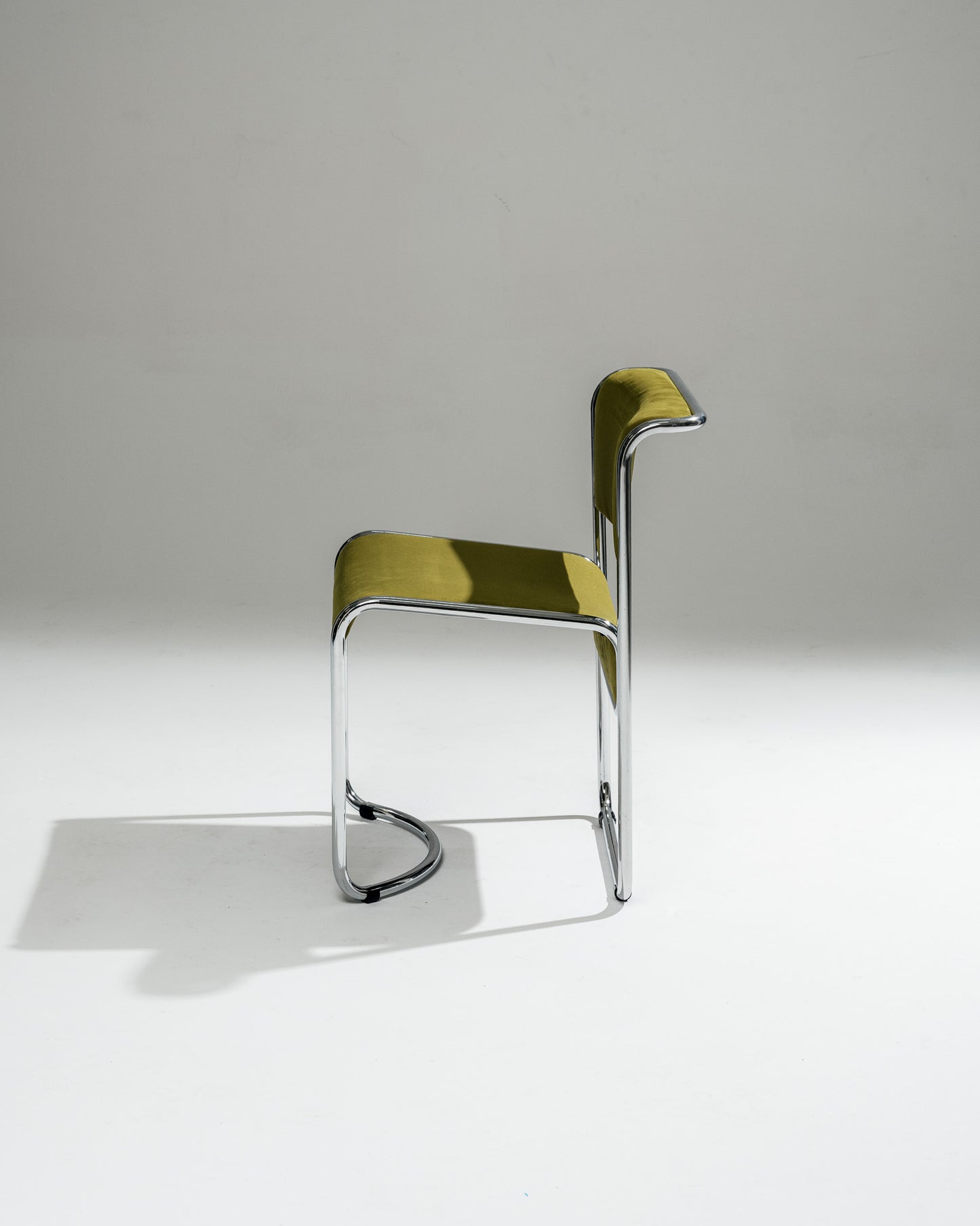 PAIRE DE CHAISES EN TISSU ET ACIER CHROMÉ, 1970s