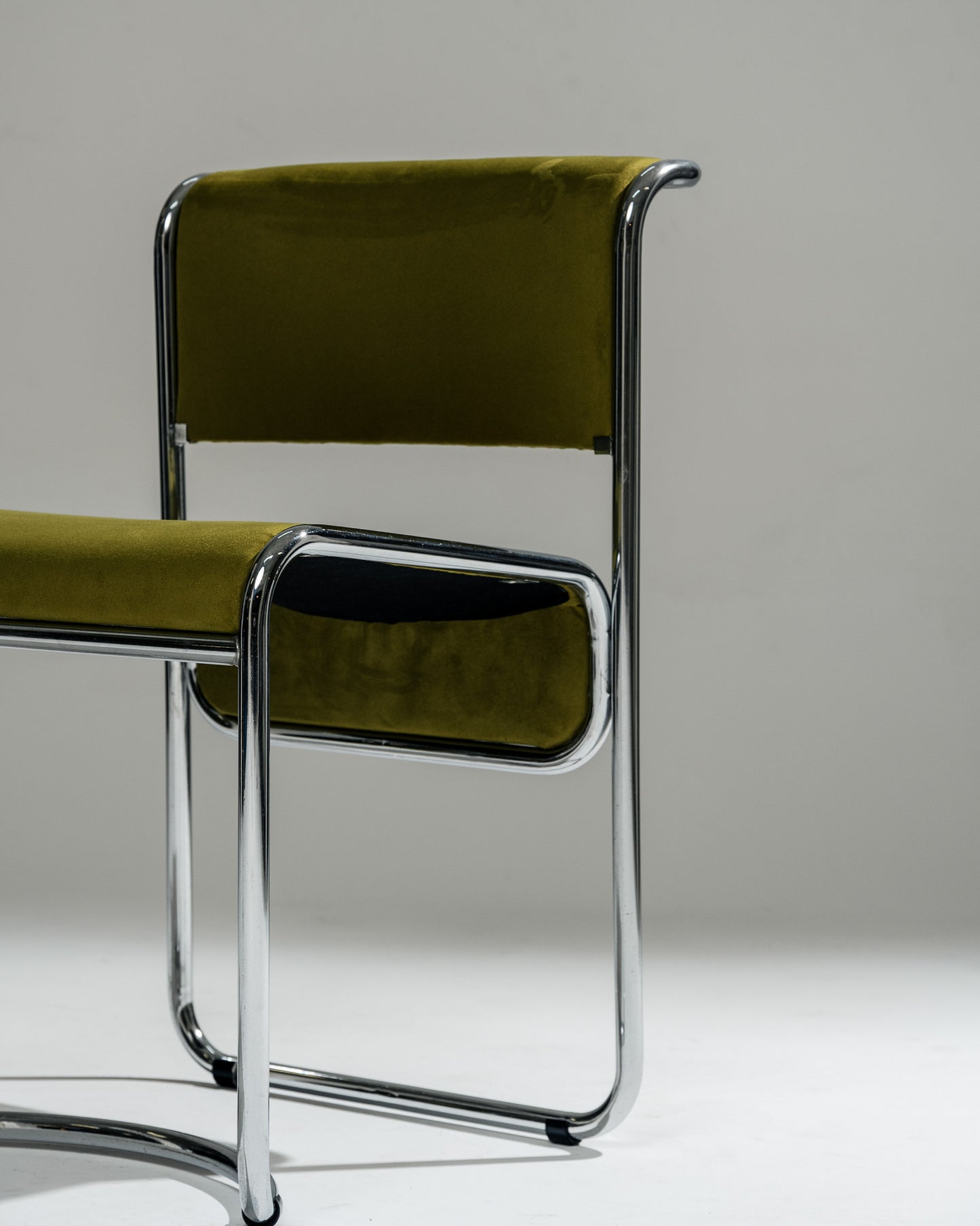 PAIRE DE CHAISES EN TISSU ET ACIER CHROMÉ, 1970s