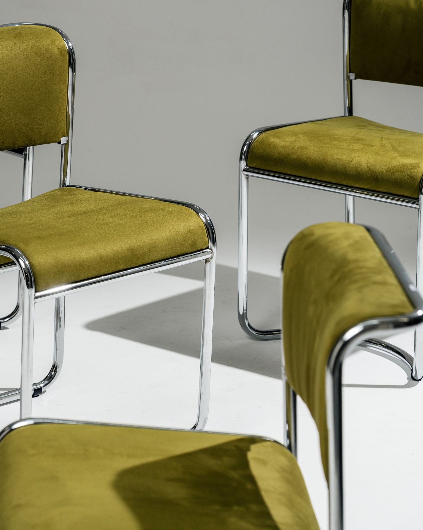 PAIRE DE CHAISES EN TISSU ET ACIER CHROMÉ, 1970s
