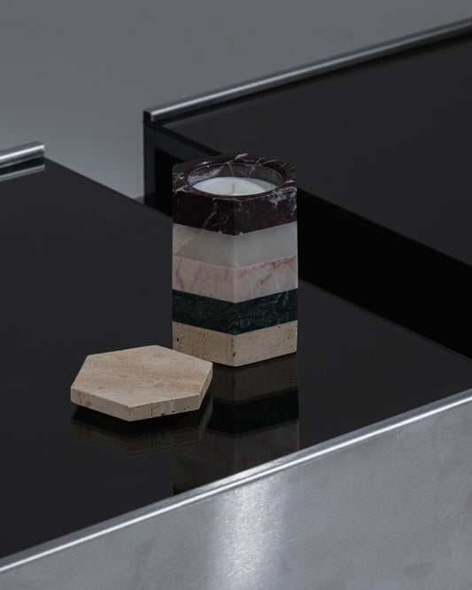 BOUGIE PARFUMÉE EN MARBRE, ONYX ET TRAVERTIN