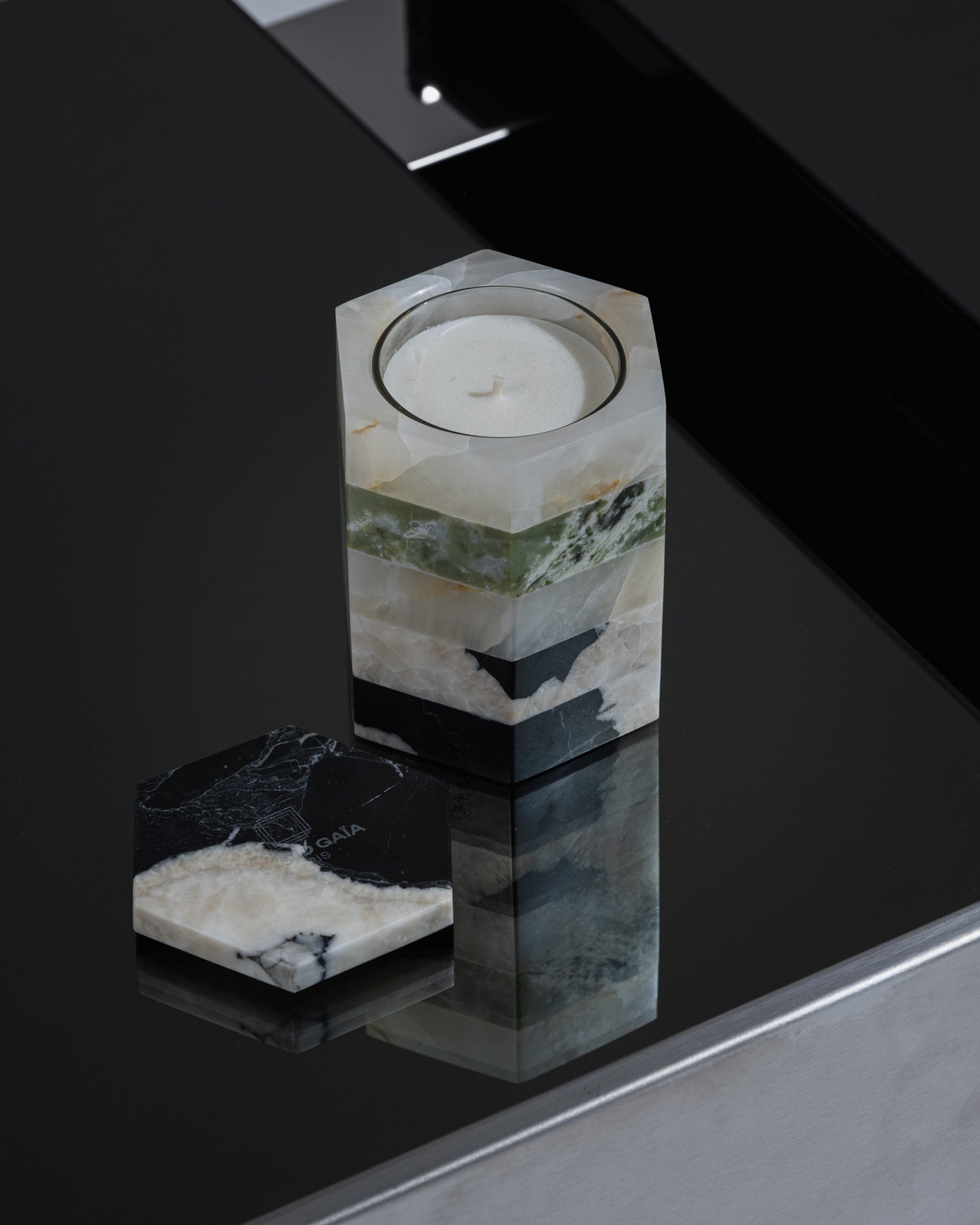 MARBLE AND GREEN ONYX SCENTED CANDLE