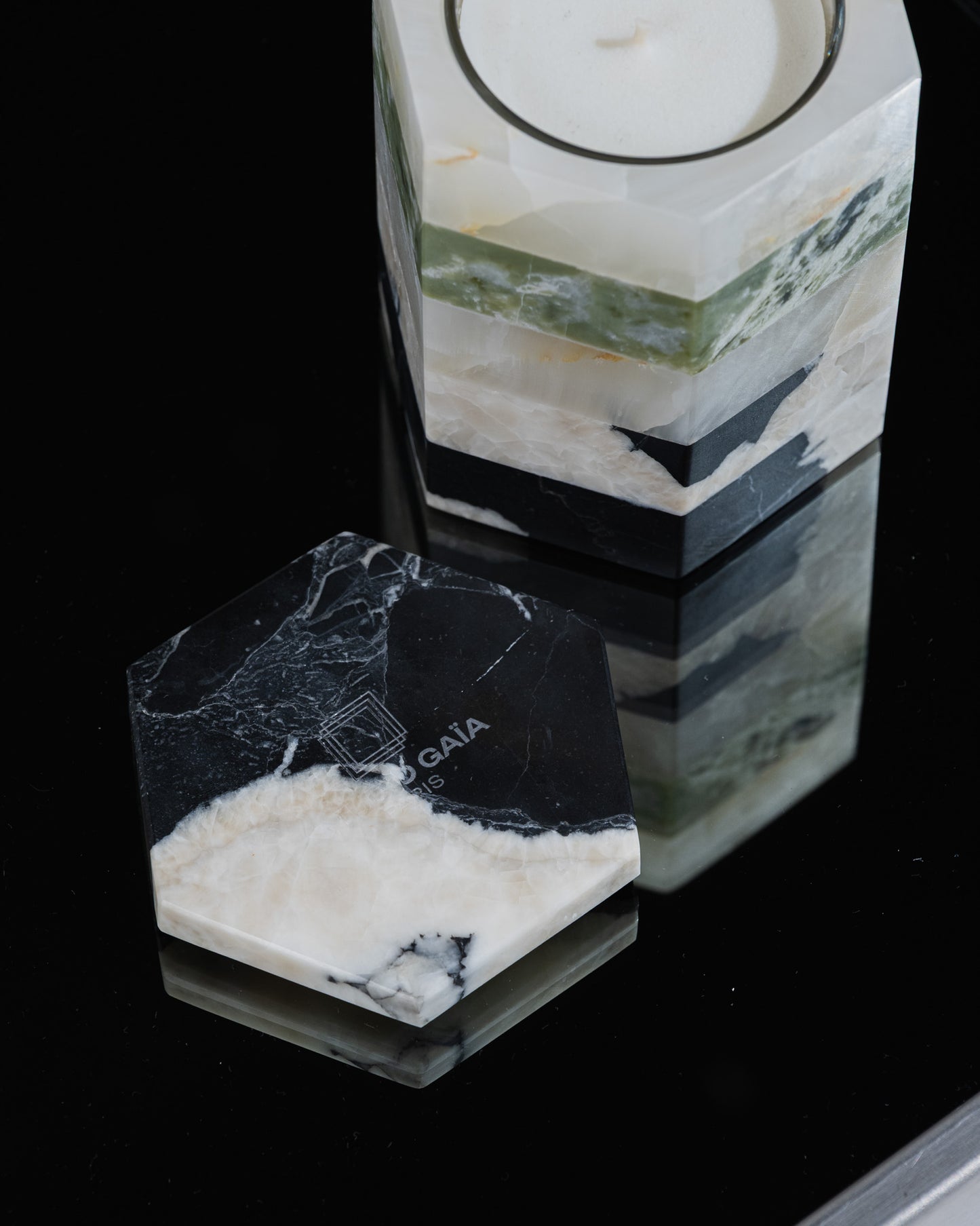 MARBLE AND GREEN ONYX SCENTED CANDLE
