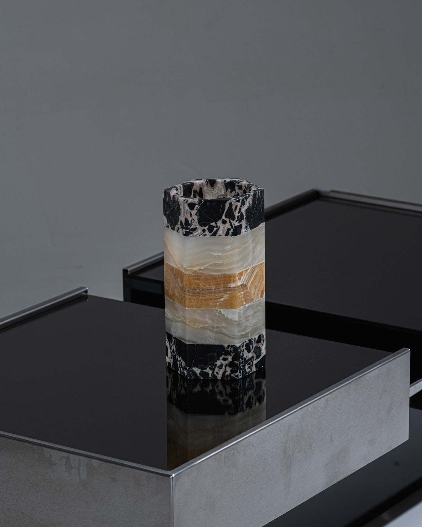 VASE EMMA EN MARBRE, ONYX BLANC ET ORANGE