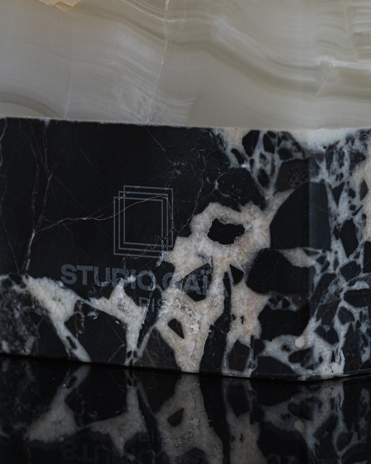 VASE EMMA EN MARBRE, ONYX BLANC ET ORANGE