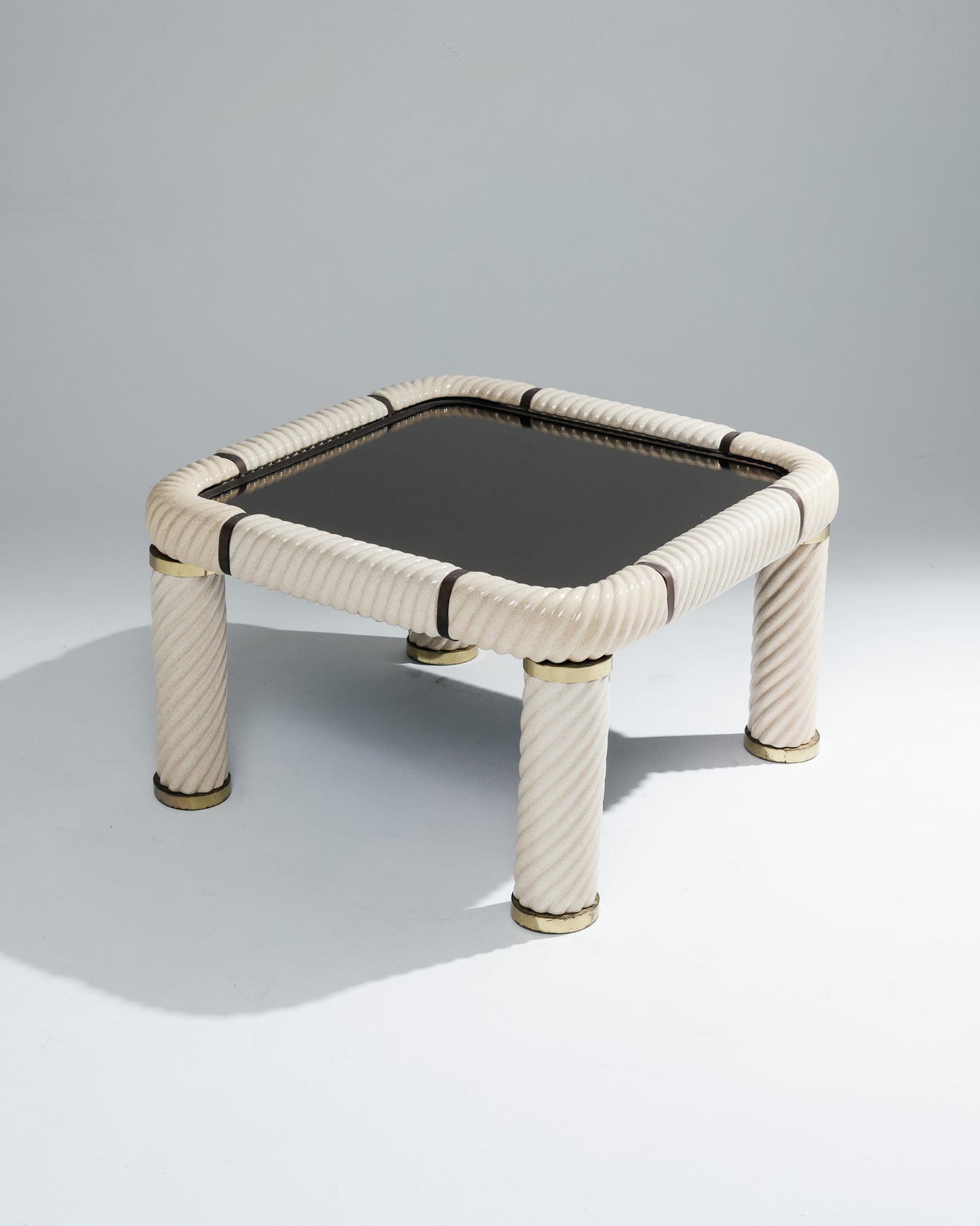 PAIRE DE TABLES BASSES MIROIR ET CÉRAMIQUE, TOMMASO BARBI, 1970s