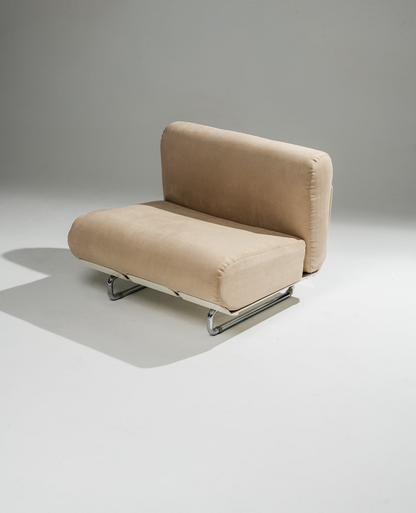 PAIR OF 'SENZAFINE' ARMCHAIRS, PEDUZZI RIVA, ZANOTTA, 1960s