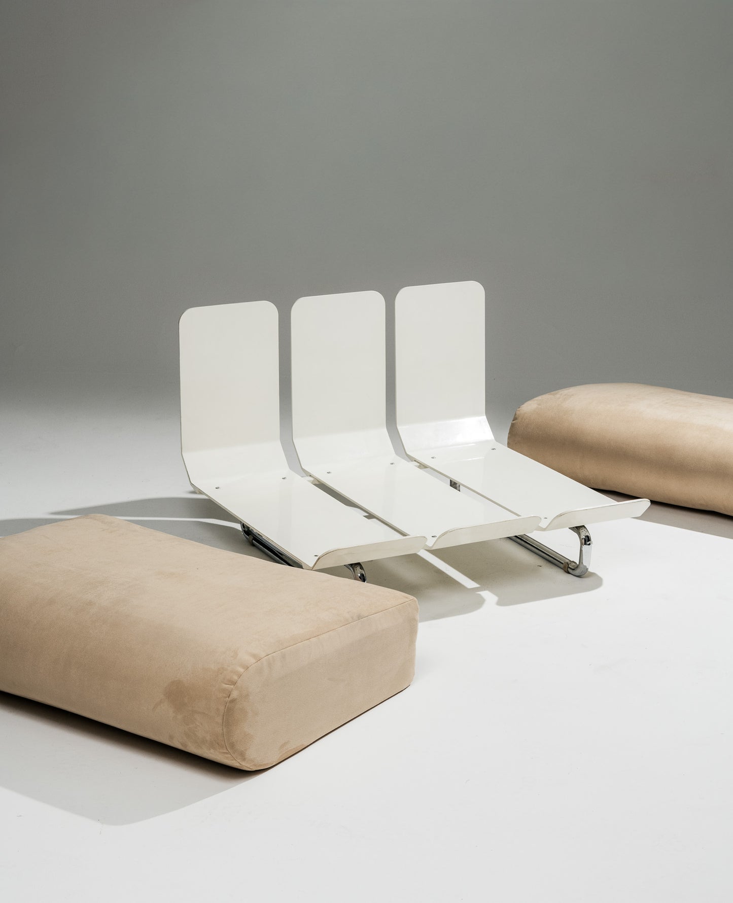 PAIR OF 'SENZAFINE' ARMCHAIRS, PEDUZZI RIVA, ZANOTTA, 1960s