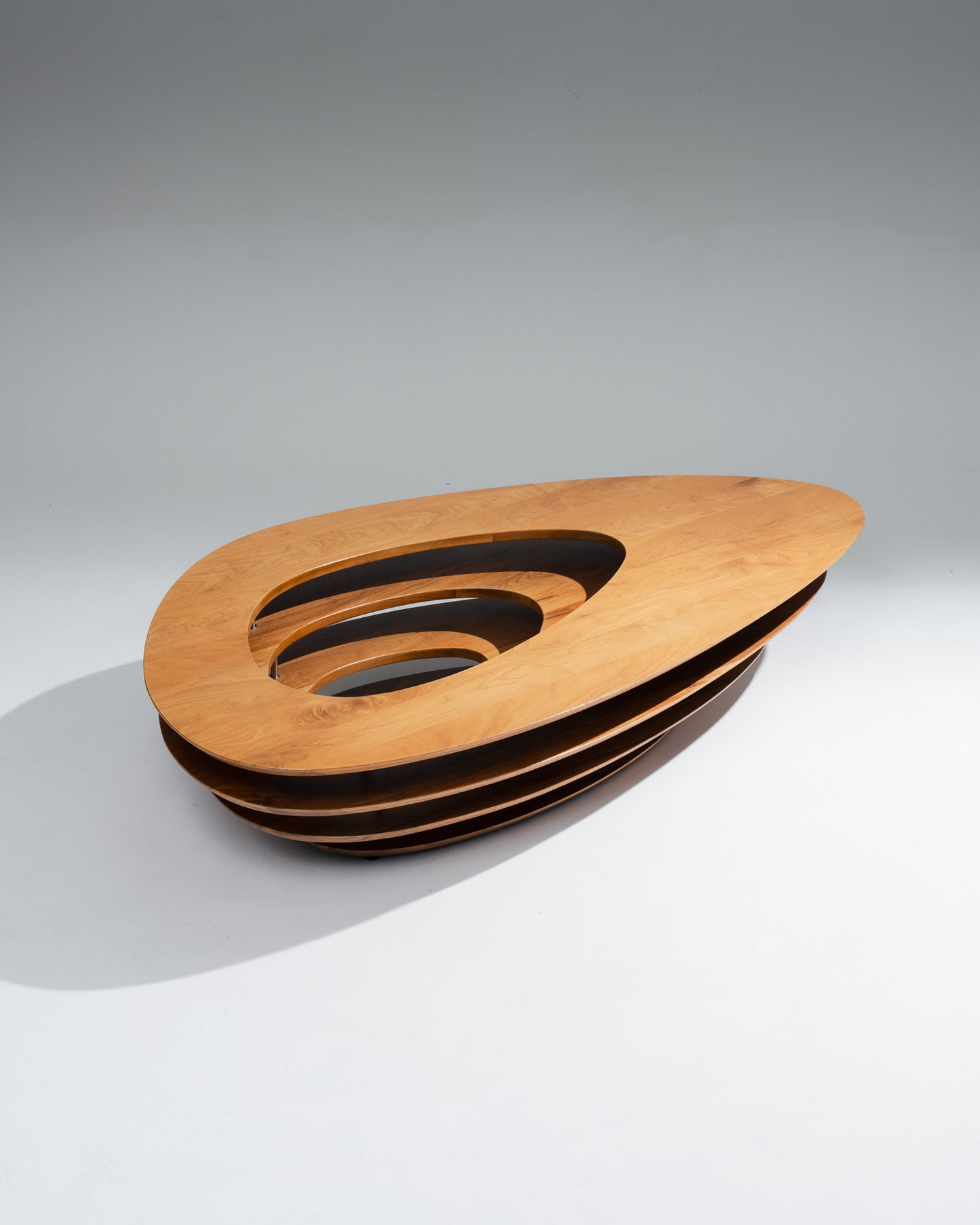 TABLE BASSE 'INTERSTICE', NOÉ DUCHAUFOUR LAWRANCE, LIGNE ROSET