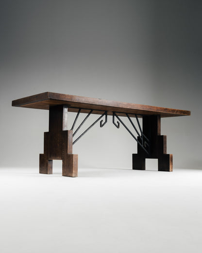 TABLE EN CHÊNE ET FERRONERIE, 1940s