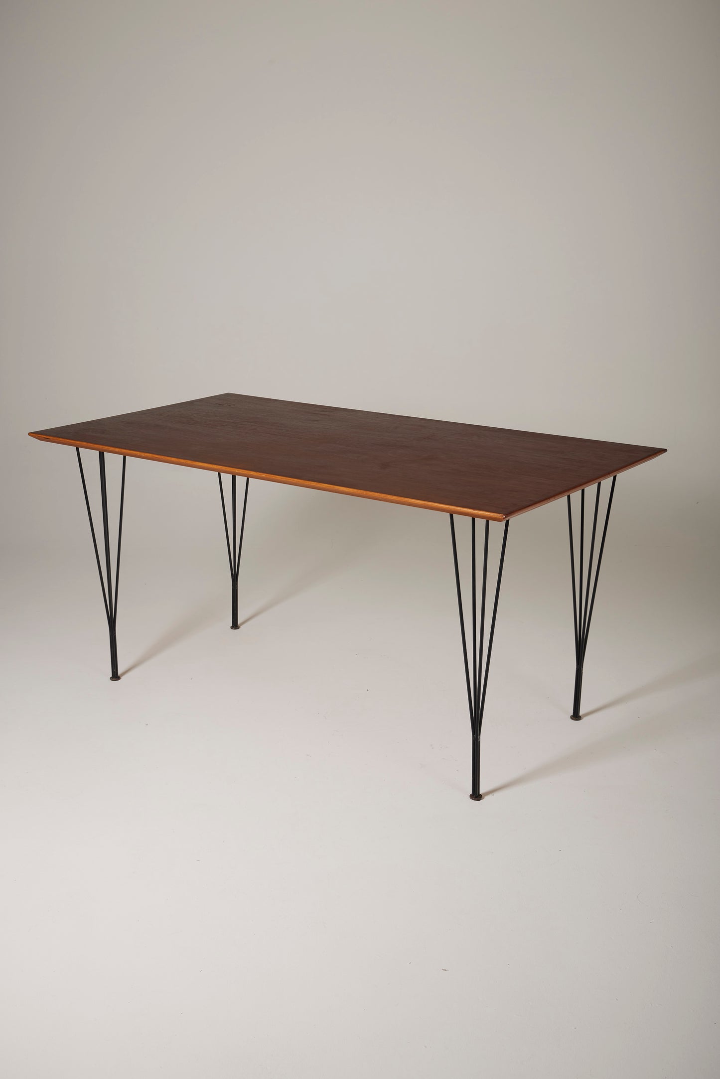 TABLE À MANGER EN TECK, 1960s