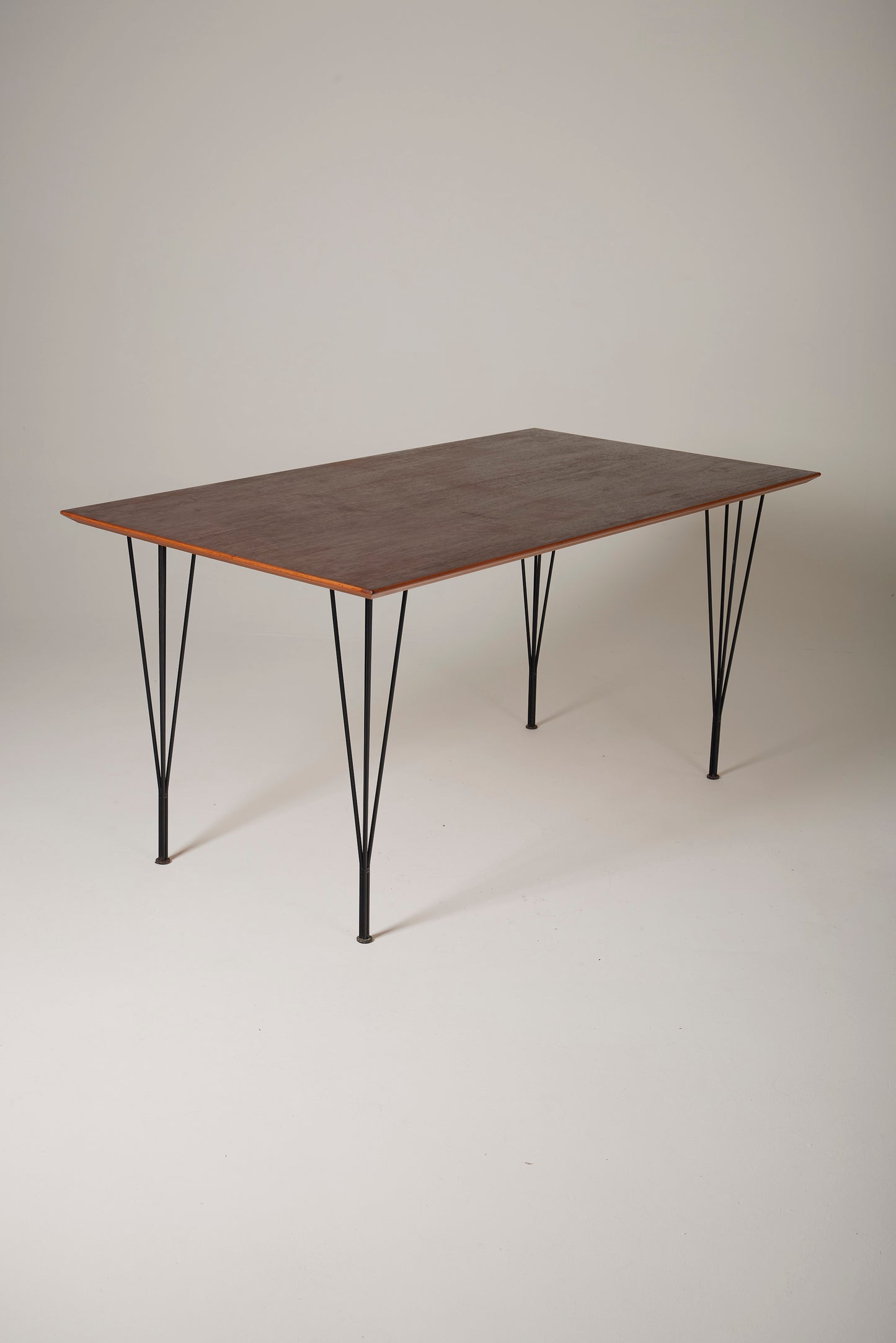 TABLE À MANGER EN TECK, 1960s