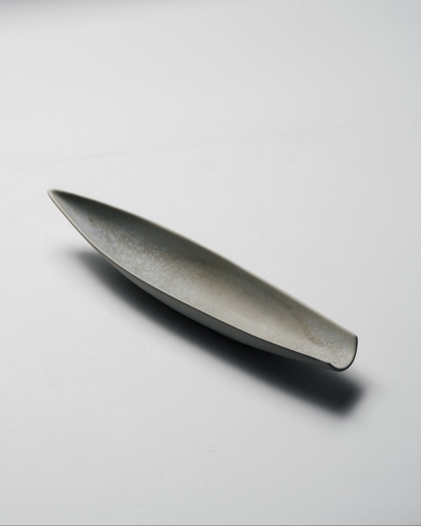 SHUTTLE BOWL IN STONEWARE, GUSTAVSBERG, 1950s