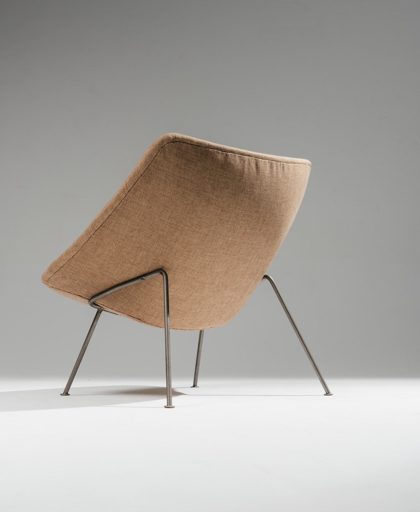 PAIR OF 'OYSTER 156' & '157' ARMCHAIRS, PIERRE PAULIN, ARTIFORT, 1950s