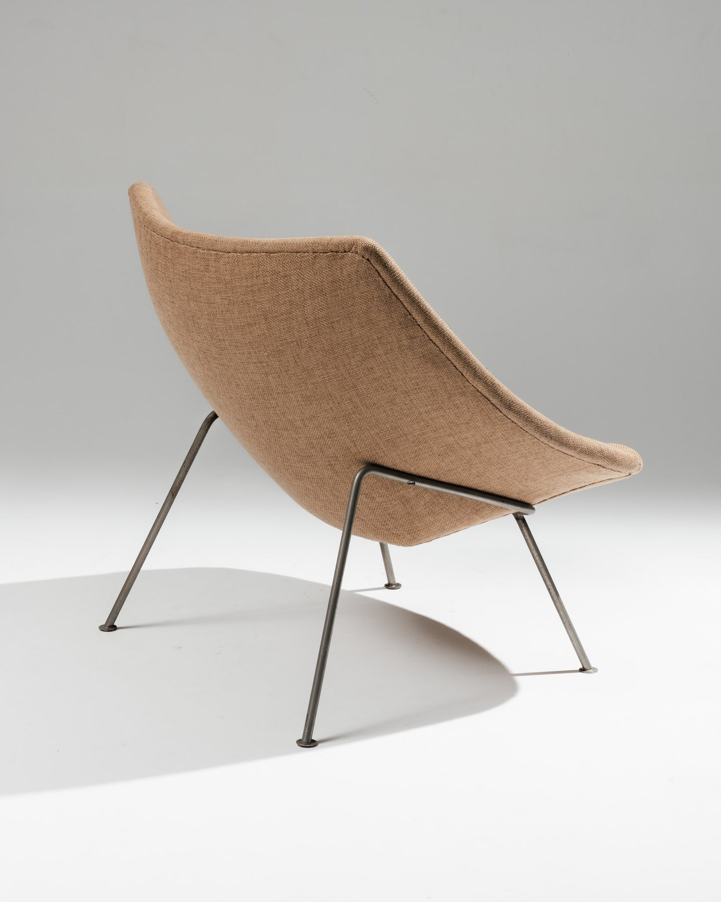 PAIR OF 'OYSTER 156' & '157' ARMCHAIRS, PIERRE PAULIN, ARTIFORT, 1950s