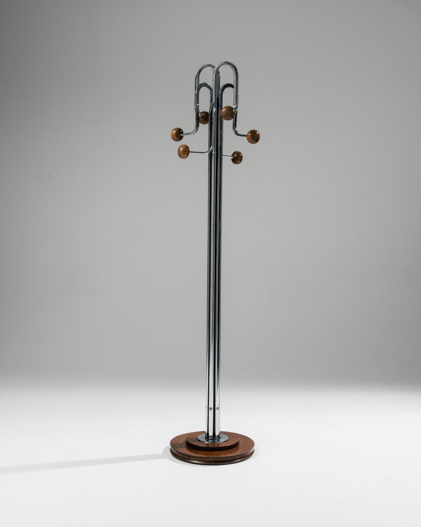 PORTE-MANTEAU SUR PIED CHROMÉ ET BOIS, 1970s