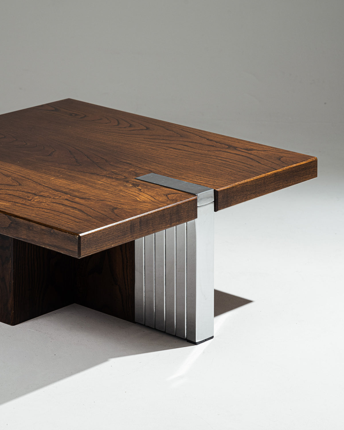 TABLE BASSE MODERNISTE ITALIENNE, 1970s