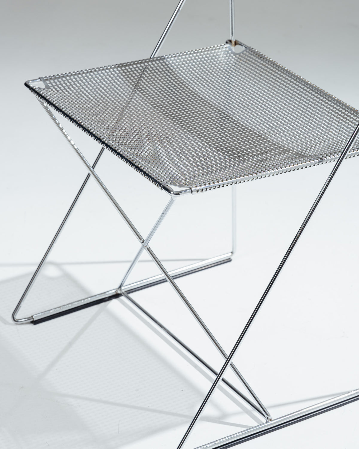 PAIRE DE CHAISES 'X-LINE', NIELS JØRGEN HAUGESEN, MAGIS, 1970s