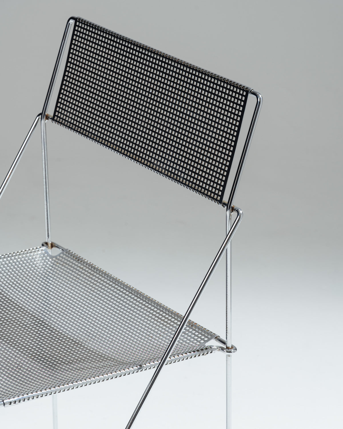 PAIRE DE CHAISES 'X-LINE', NIELS JØRGEN HAUGESEN, MAGIS, 1970s