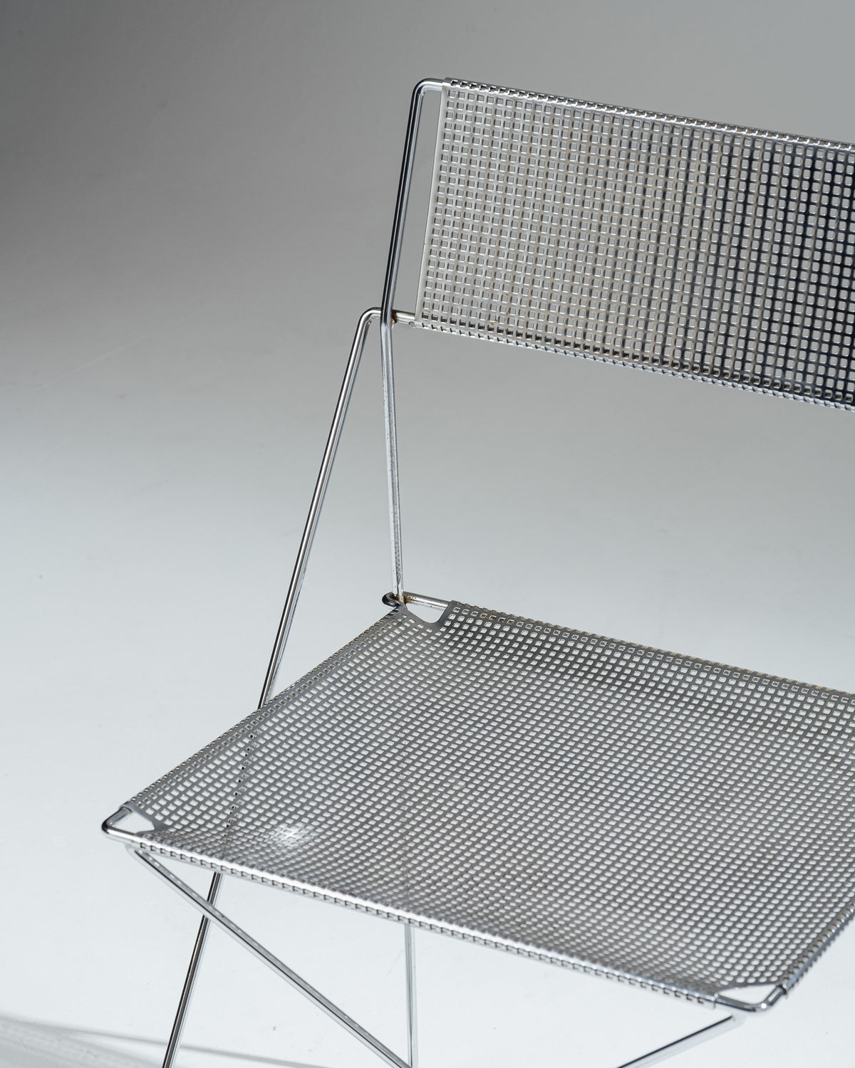 PAIRE DE CHAISES 'X-LINE', NIELS JØRGEN HAUGESEN, MAGIS, 1970s