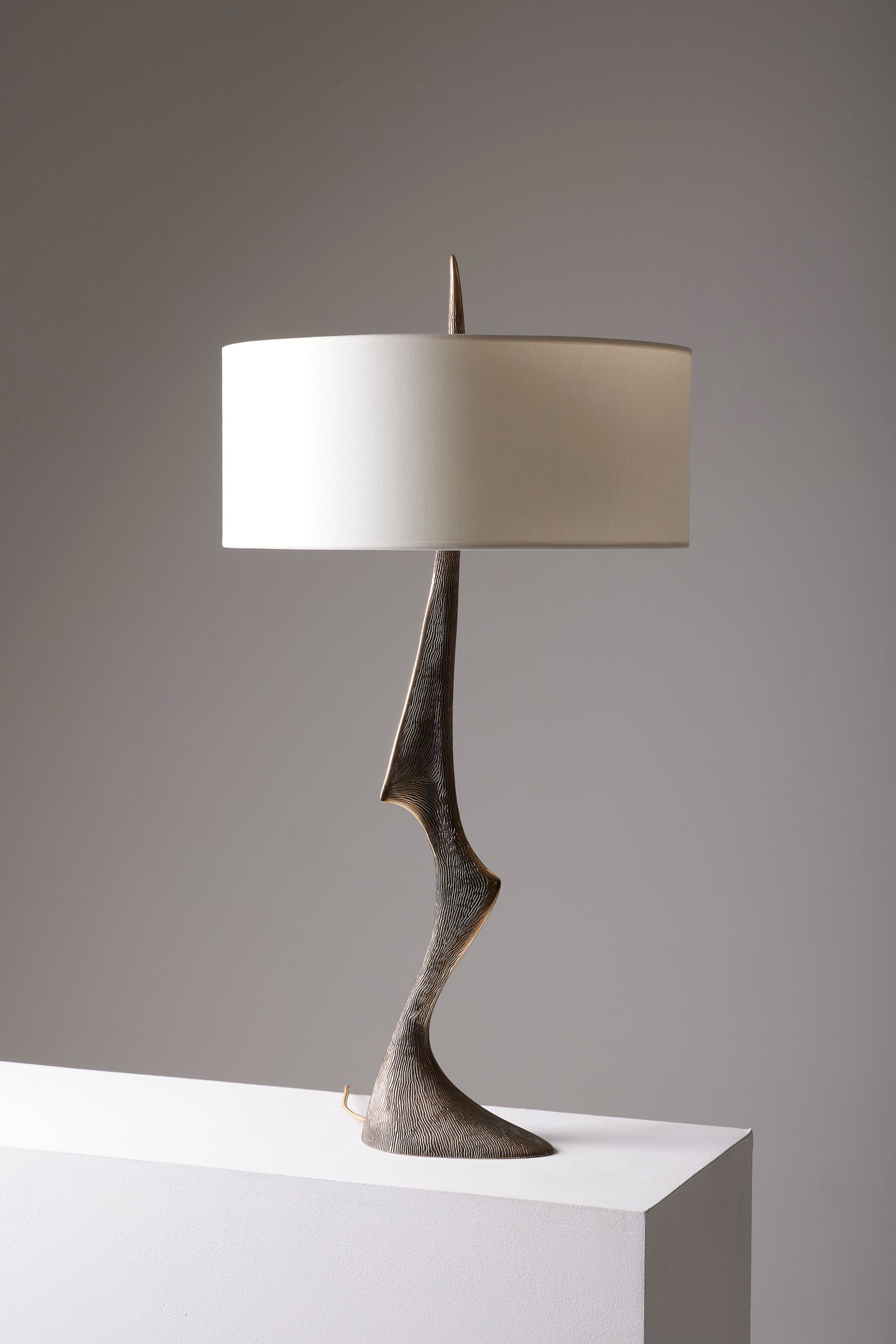 “WOODOAK” LAMP