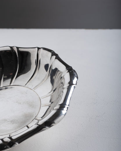 GAMELLE EN MÉTAL POUR GRAND CHIEN, 1960s