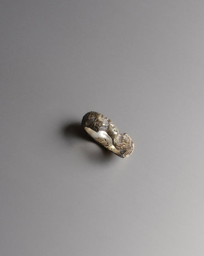 ETHEREAL RING IN 925 SILVER