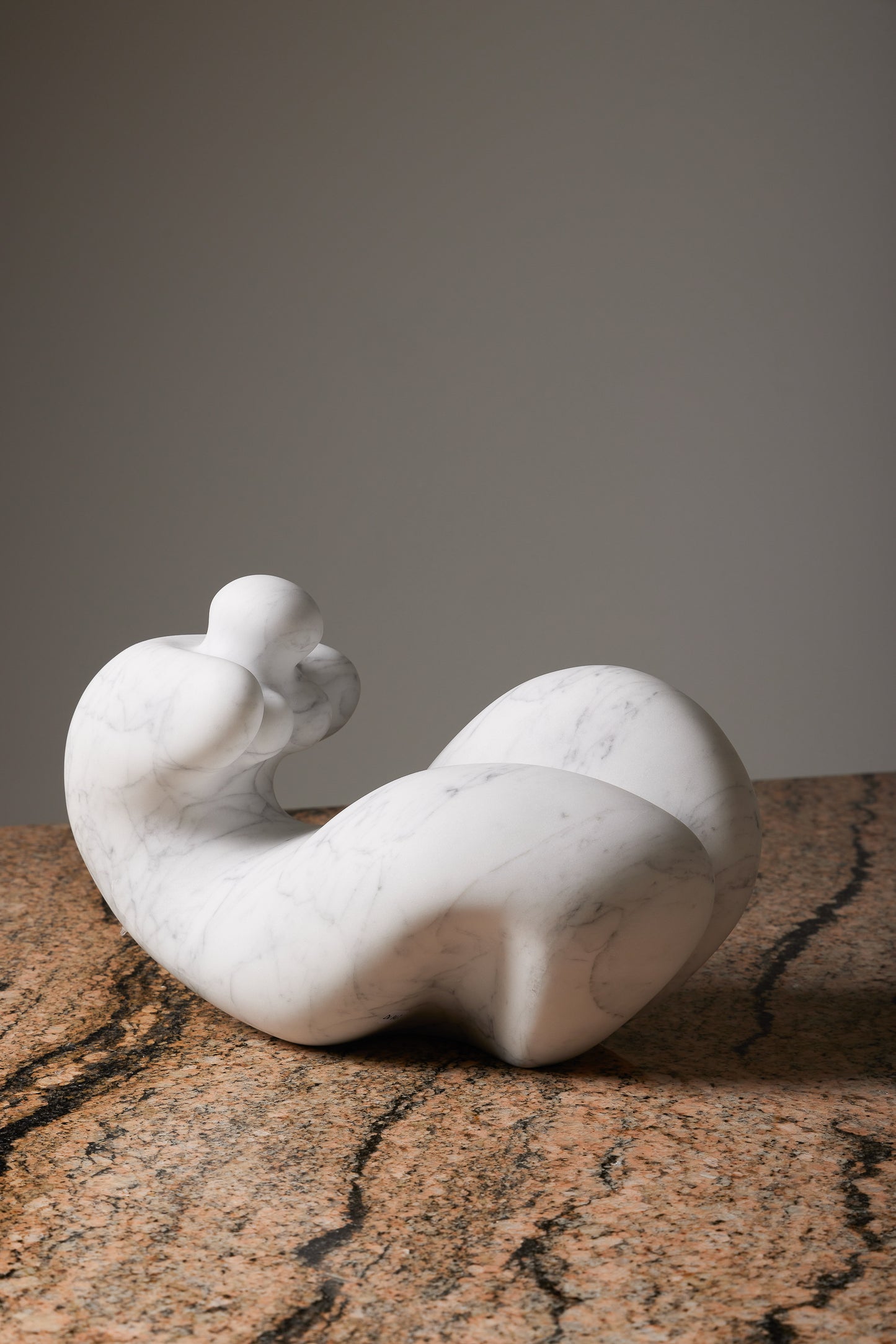 SCULPTURE EN MARBRE "MARBLE SCULPTURE"