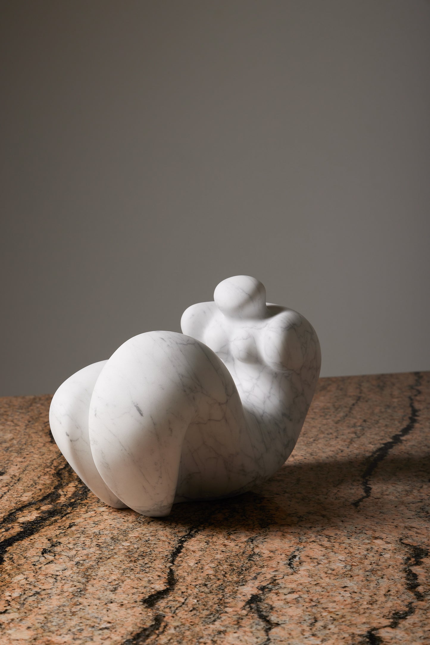 SCULPTURE EN MARBRE "MARBLE SCULPTURE"