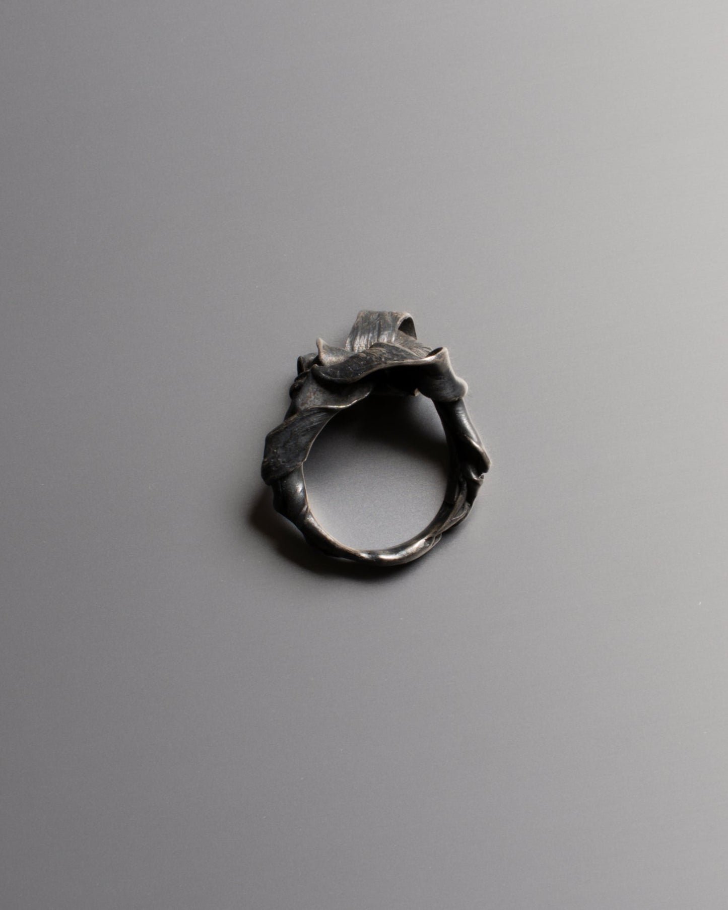 WILD INFERNO BLACK RING