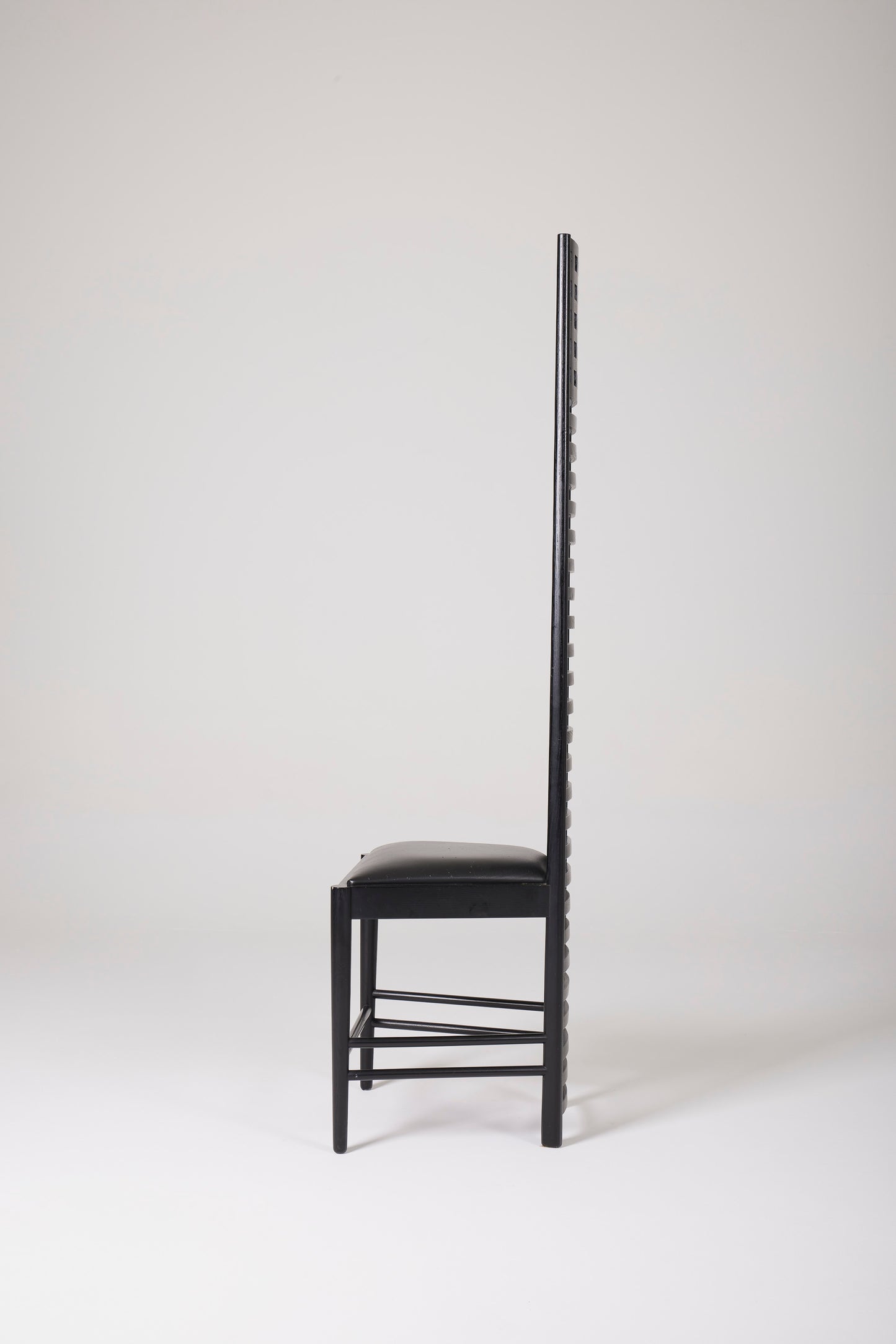 CHARLES RENNIE MACKINTOCH “HILL HOUSE” CHAIR, 1970s