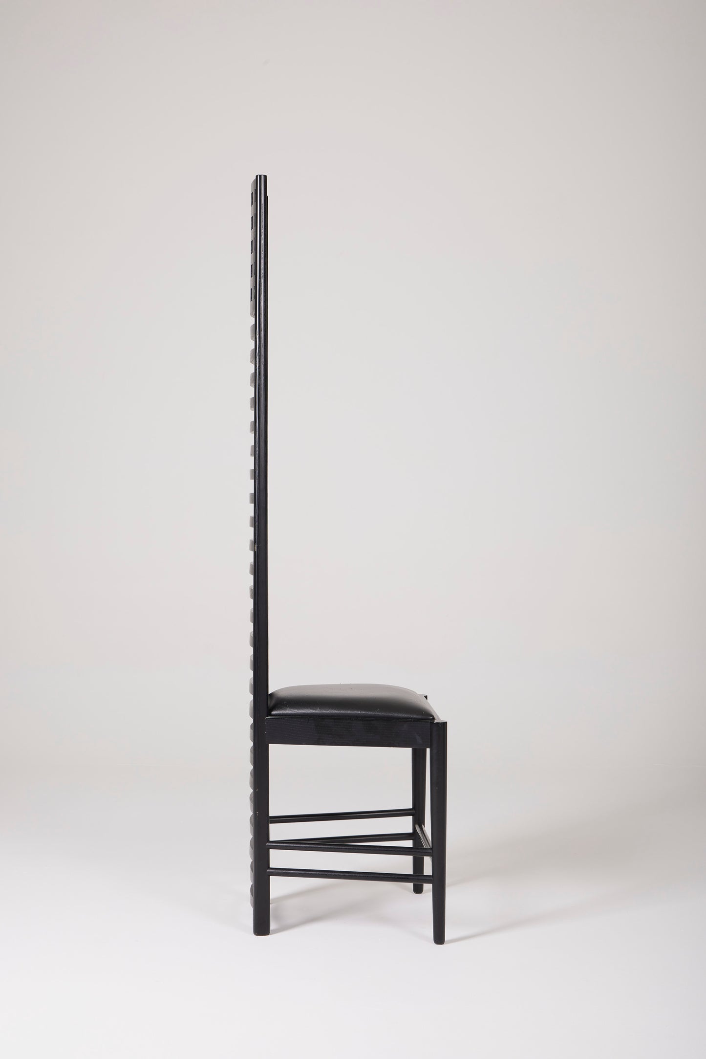 CHARLES RENNIE MACKINTOCH “HILL HOUSE” CHAIR, 1970s