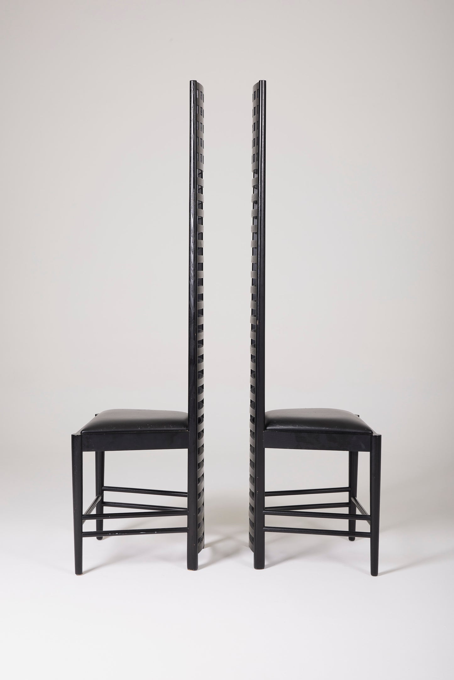 CHARLES RENNIE MACKINTOCH “HILL HOUSE” CHAIR, 1970s