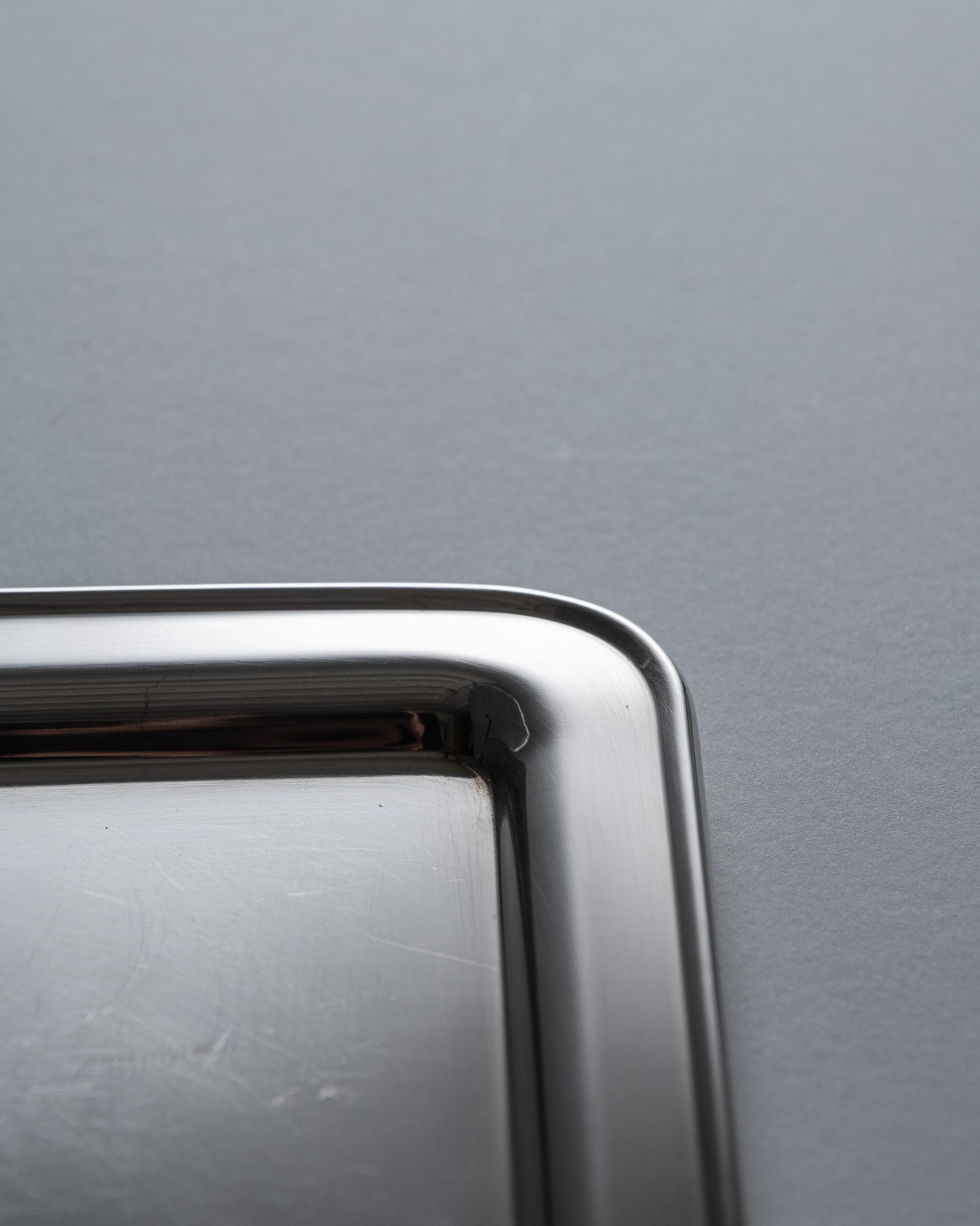 PLATEAU DIOR EN METAL ARGENTÉ