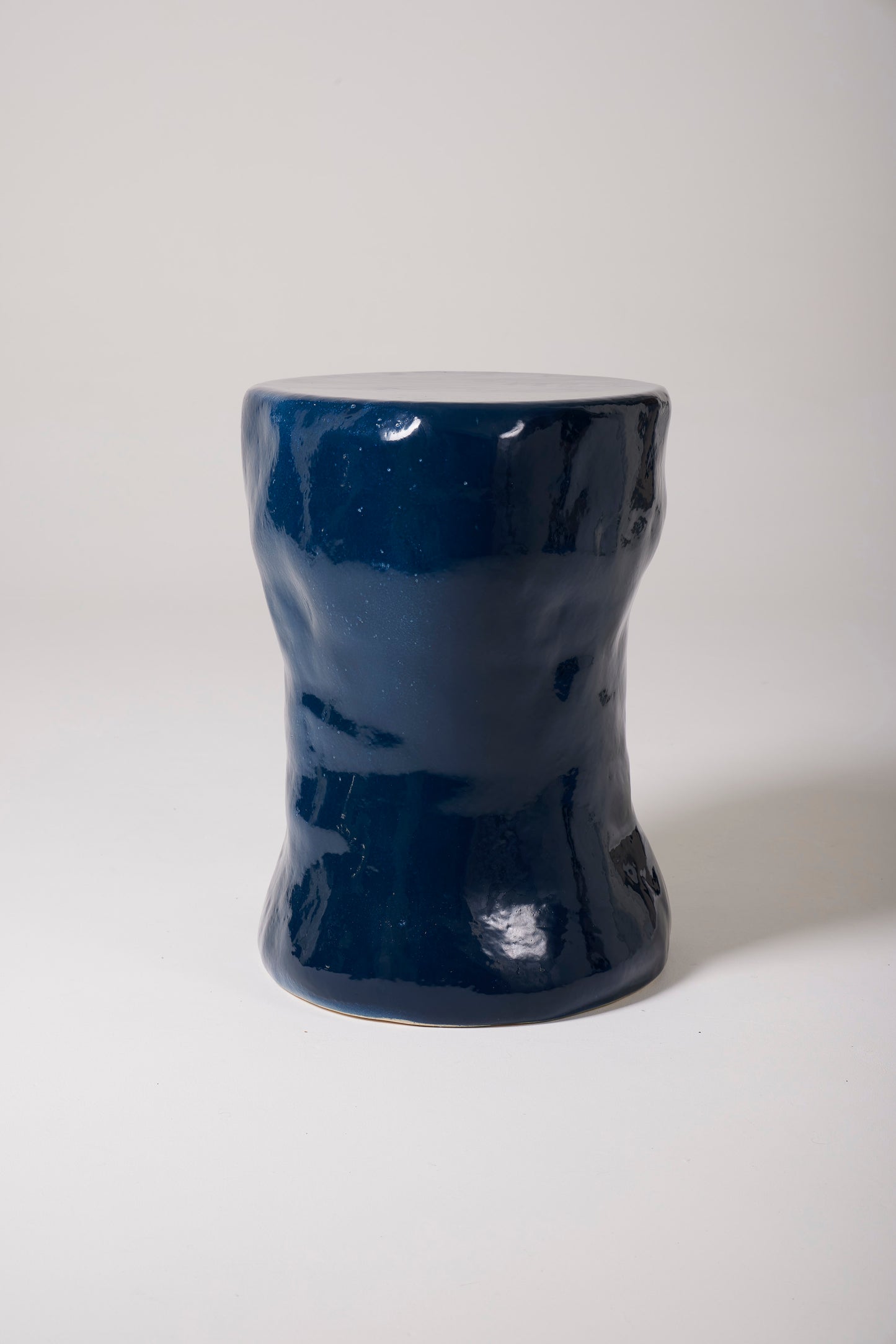 NAVY BLUE CERAMIC SIDE TABLE