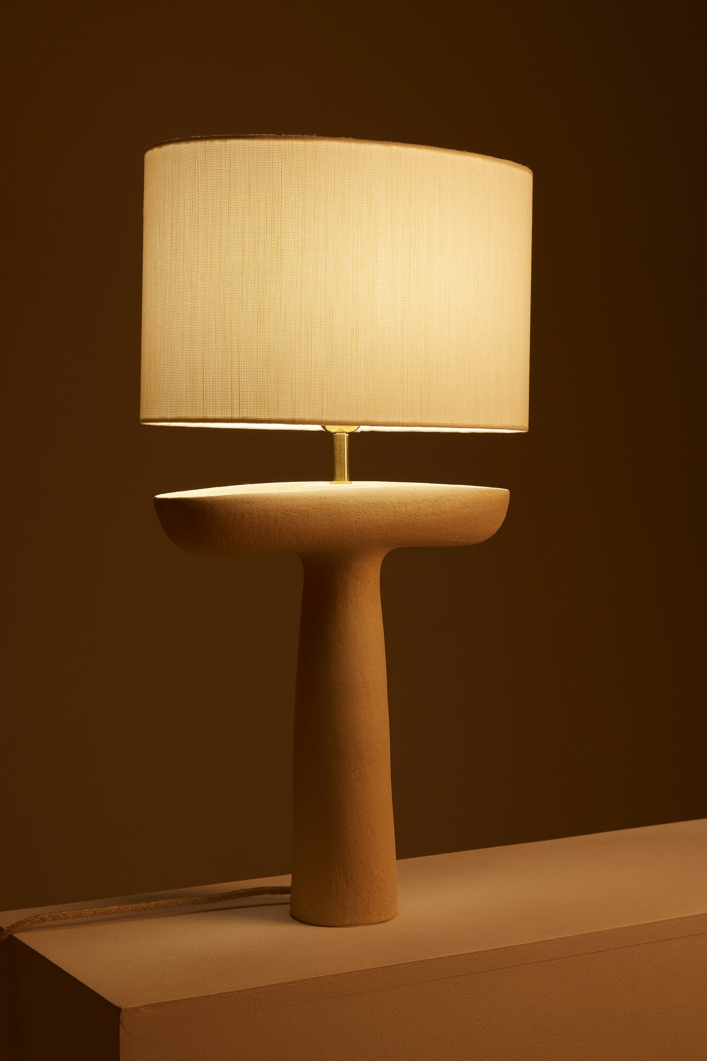 OVAL CUT LAMP