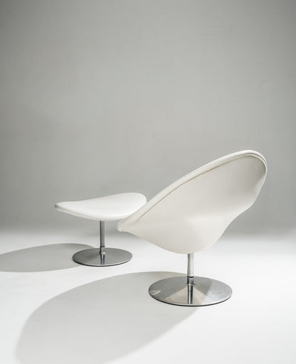 'GLOBE' ARMCHAIR AND OTTOMAN, PIERRE PAULIN, ARTIFORT, 1960s
