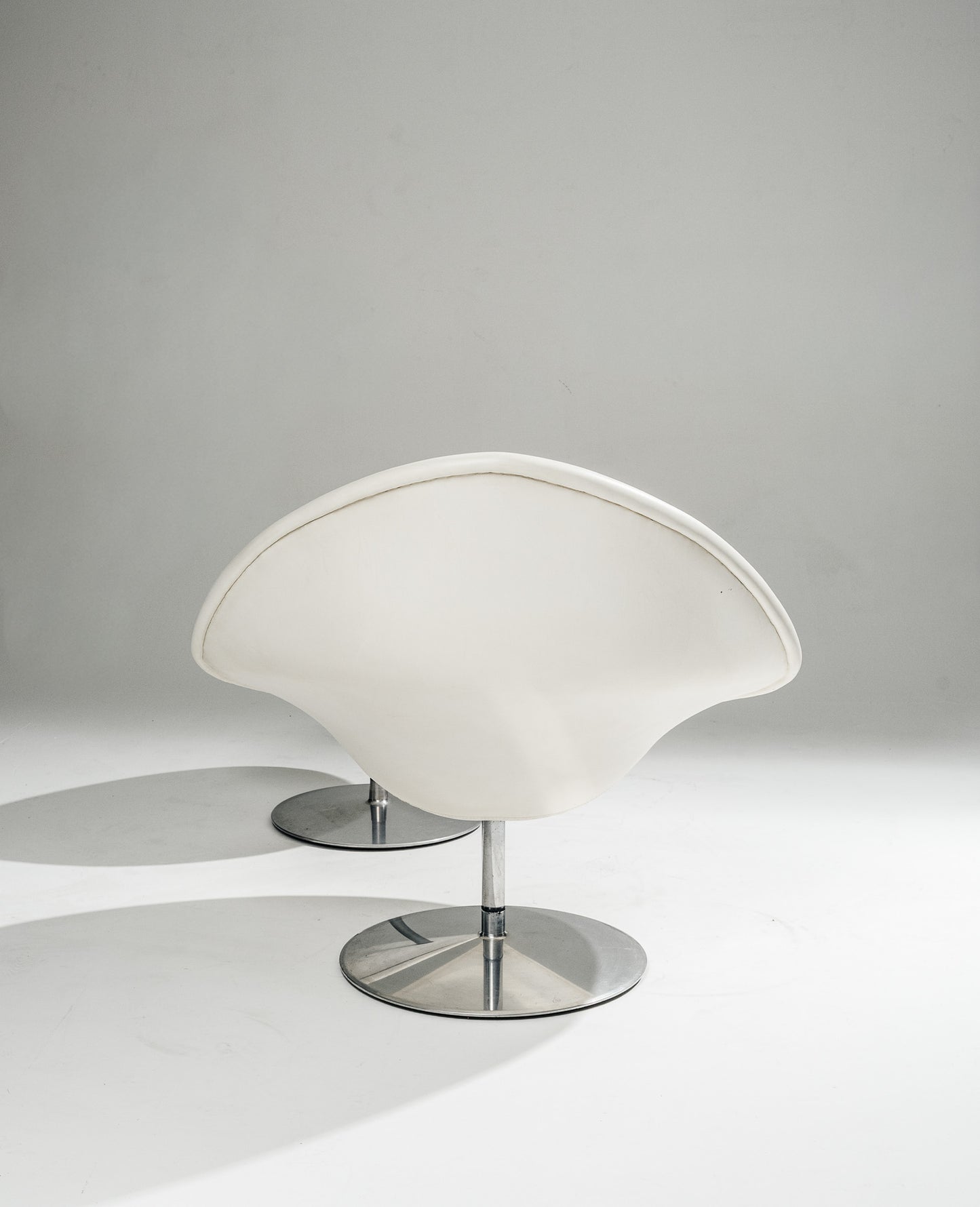 'GLOBE' ARMCHAIR AND OTTOMAN, PIERRE PAULIN, ARTIFORT, 1960s
