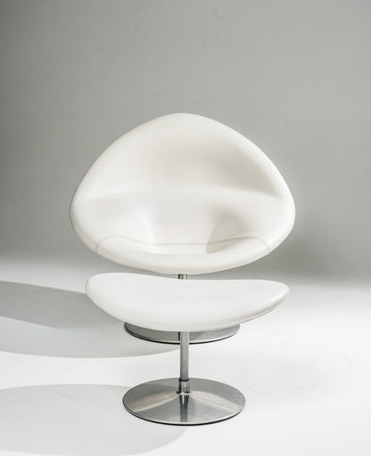 'GLOBE' ARMCHAIR AND OTTOMAN, PIERRE PAULIN, ARTIFORT, 1960s