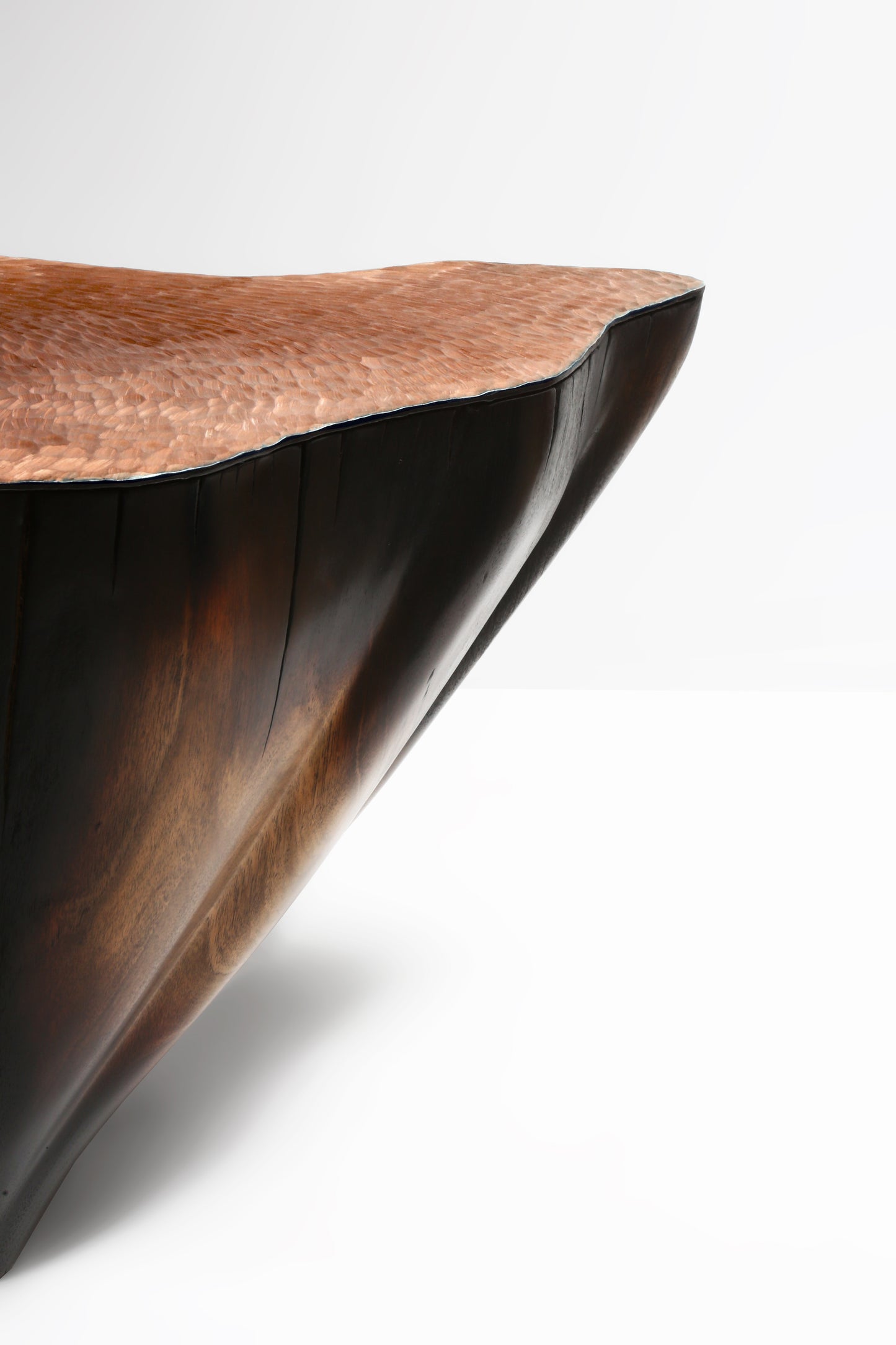 TABLE D'APPOINT / SCULPTURE "DURAMEN"