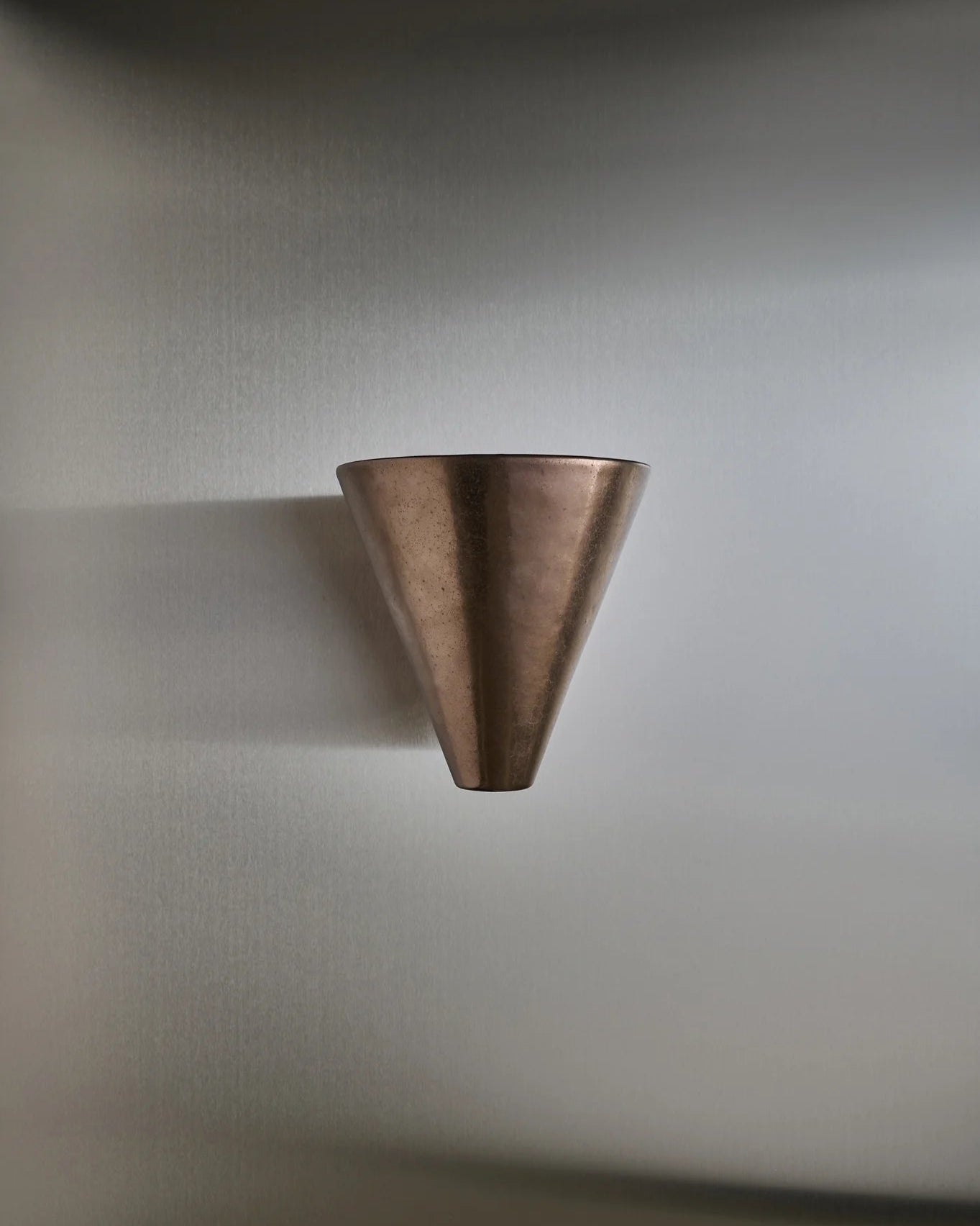 Empyrean wall lamp