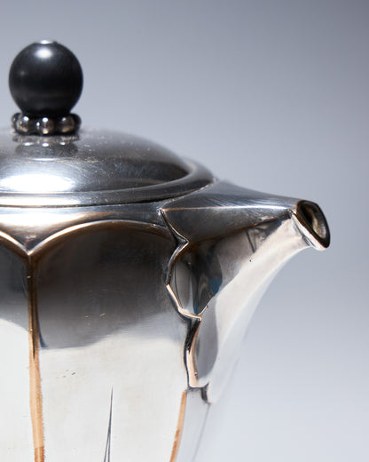 SERVICE À CAFÉ/THÉ ART DÉCO EN MÉTAL ARGENTÉ, 1930s