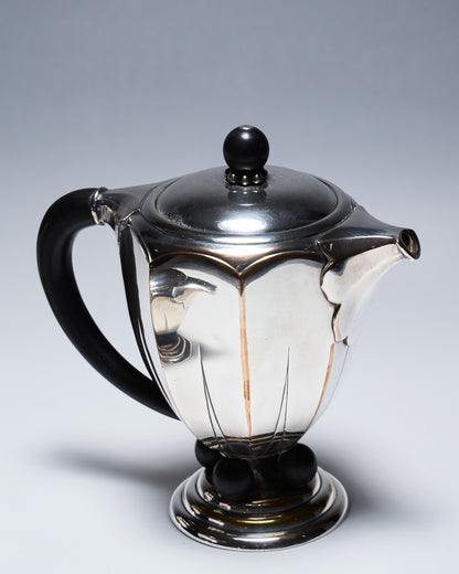 SERVICE À CAFÉ/THÉ ART DÉCO EN MÉTAL ARGENTÉ, 1930s