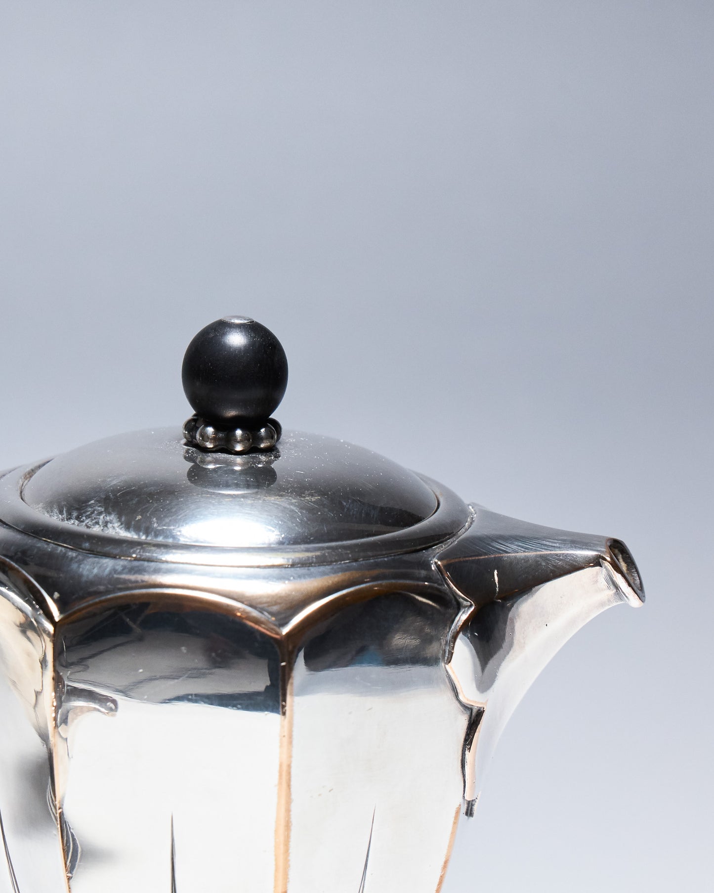 SERVICE À CAFÉ/THÉ ART DÉCO EN MÉTAL ARGENTÉ, 1930s