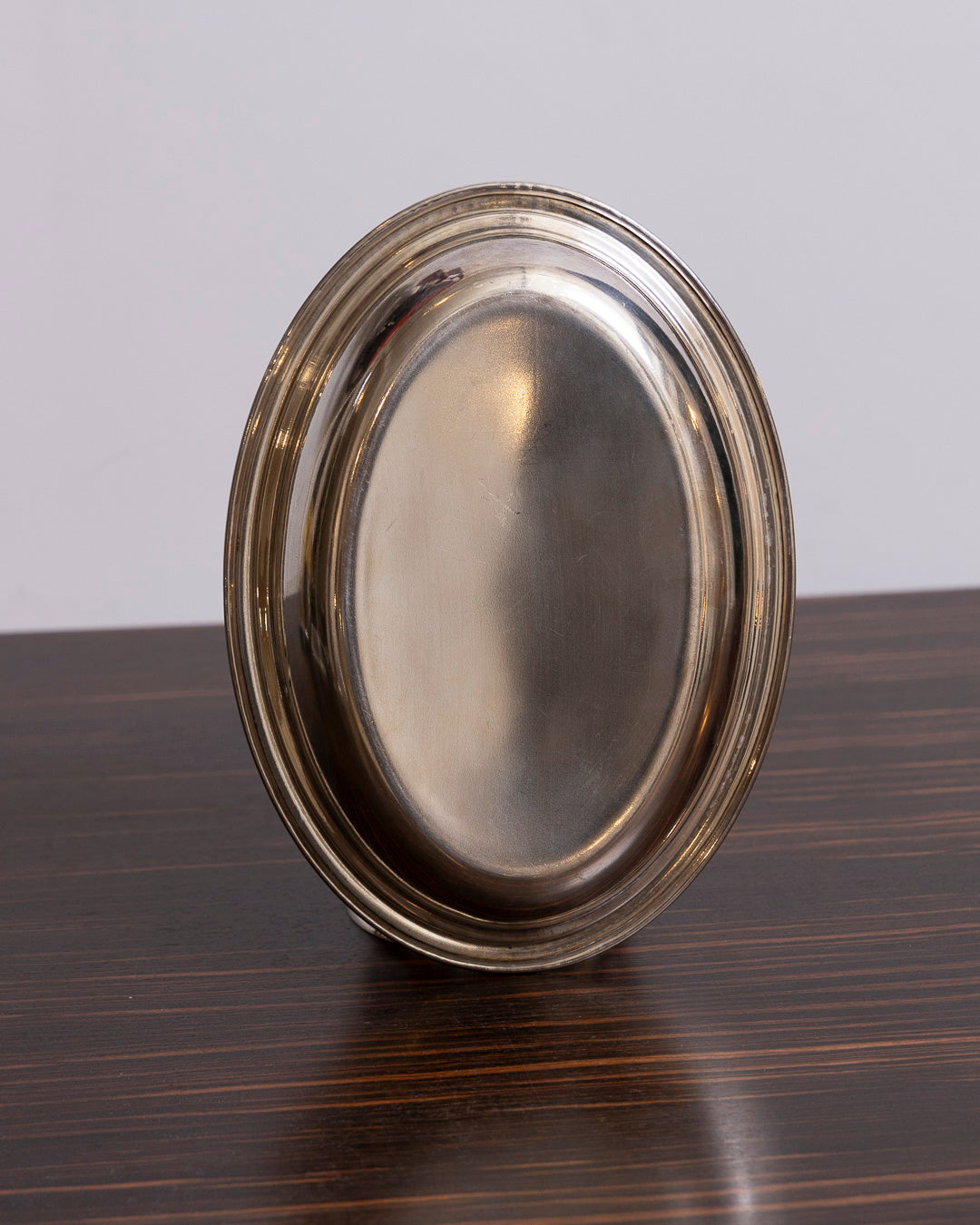 Small oval dish in silver metal, 1970s