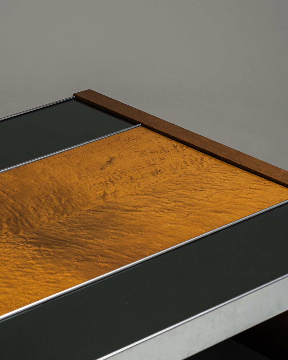 TABLE BASSE EN LOUPE ET MIROIR, 1970s