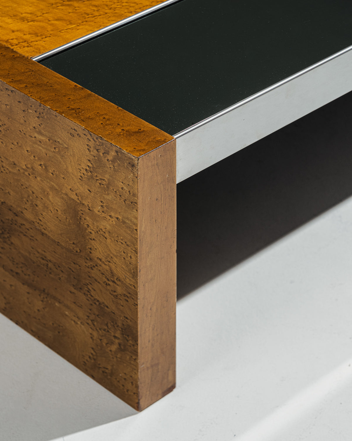 TABLE BASSE EN LOUPE ET MIROIR, 1970s
