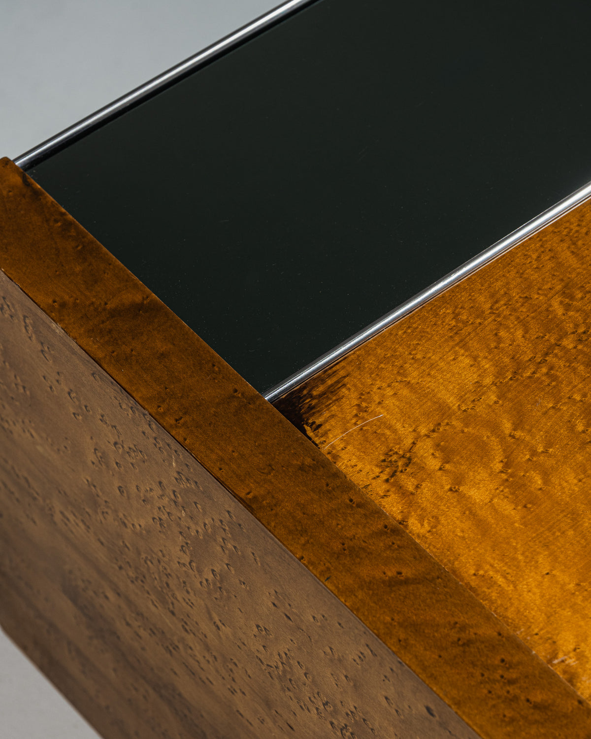 TABLE BASSE EN LOUPE ET MIROIR, 1970s
