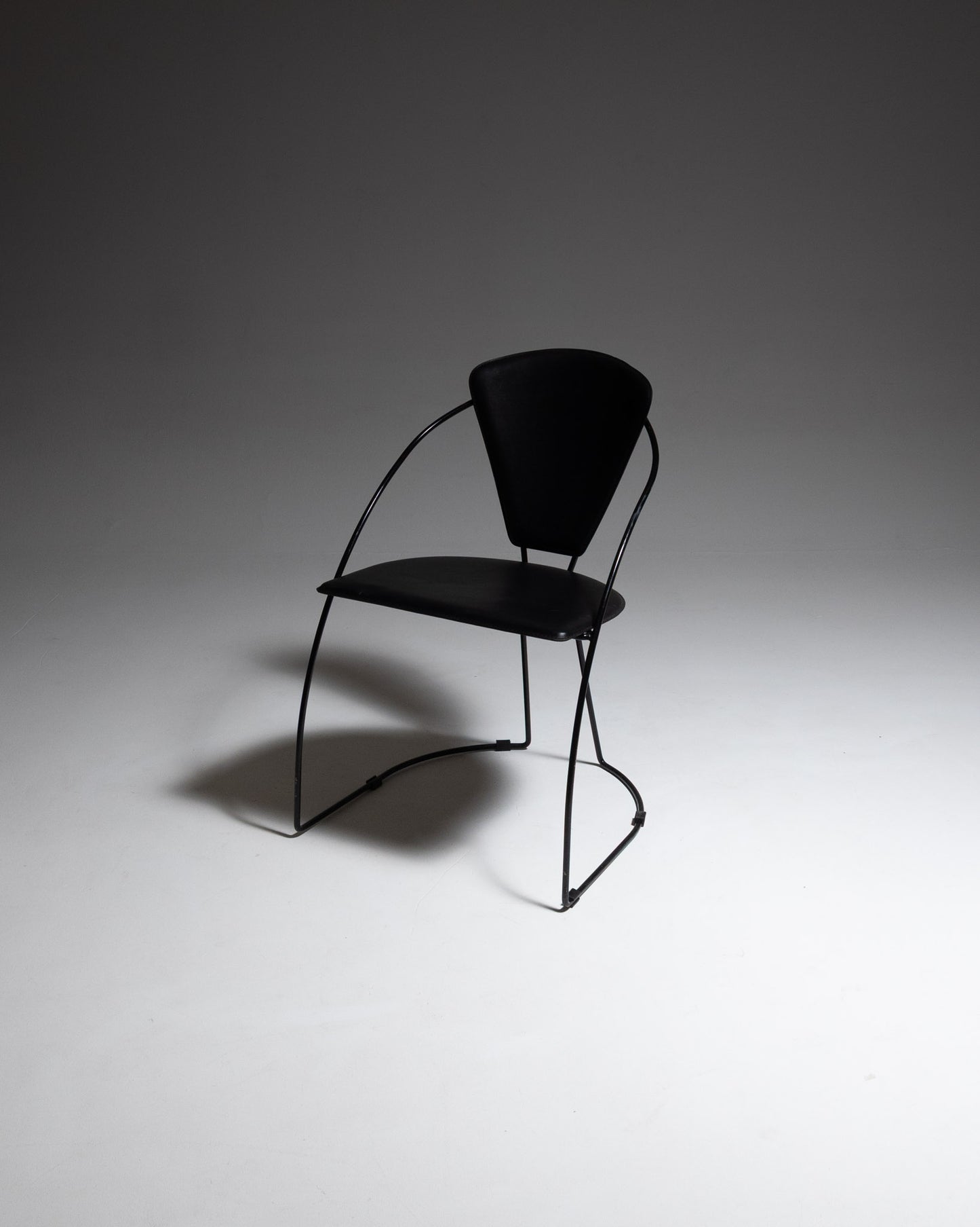 PAIRE DE CHAISES EN CUIR ET MÉTAL, LINDA, ARRBEN, 1960s