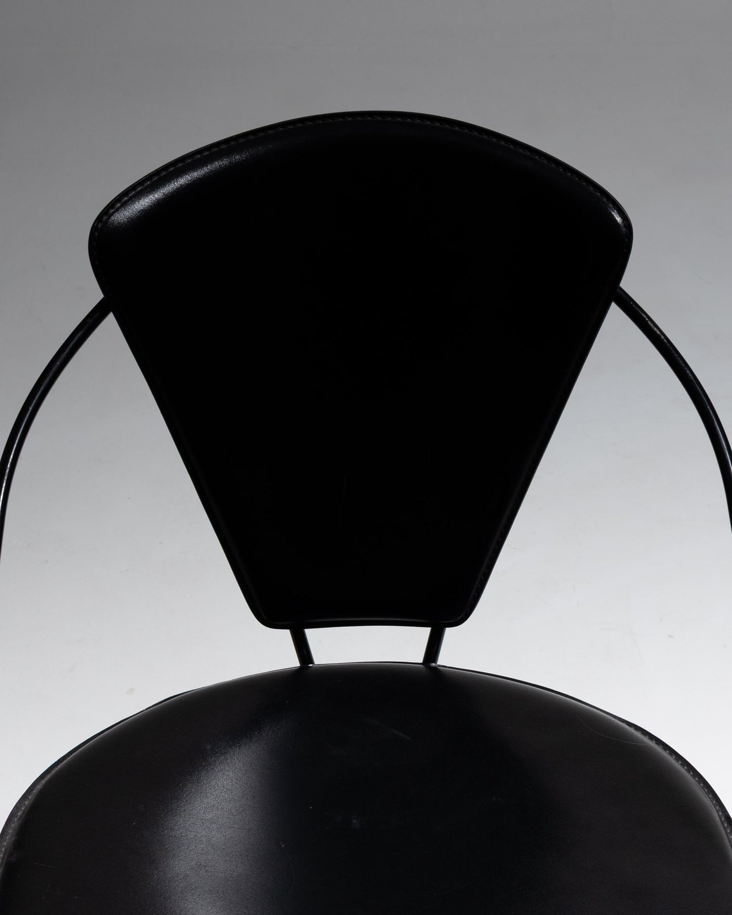 PAIRE DE CHAISES EN CUIR ET MÉTAL, LINDA, ARRBEN, 1960s