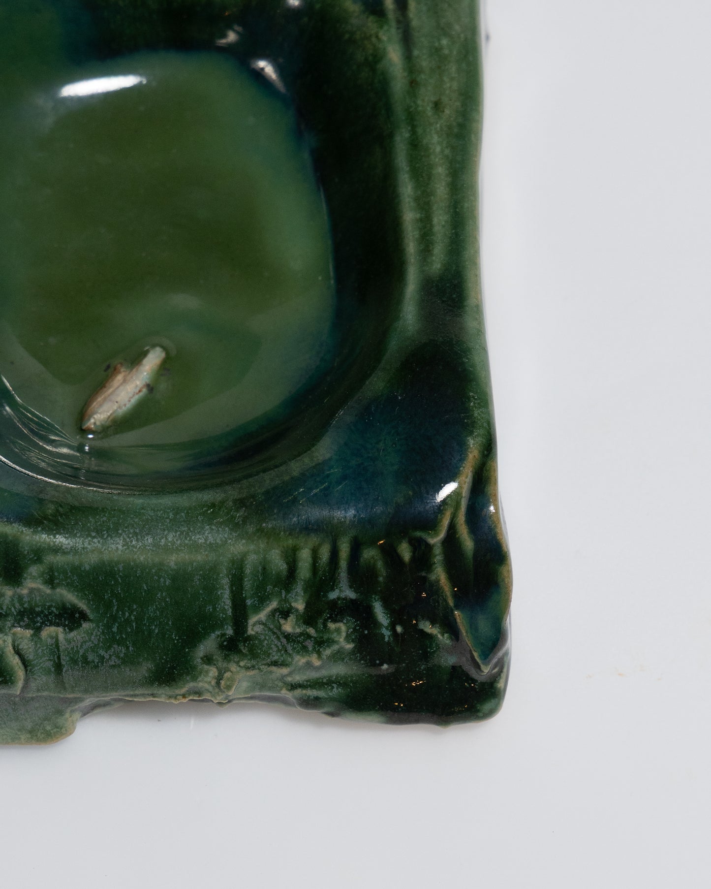 GRAND CENDRIER GRÈS VERT